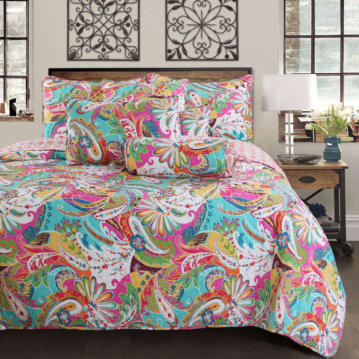 Vibrant Reversible Quilt Bedding Set